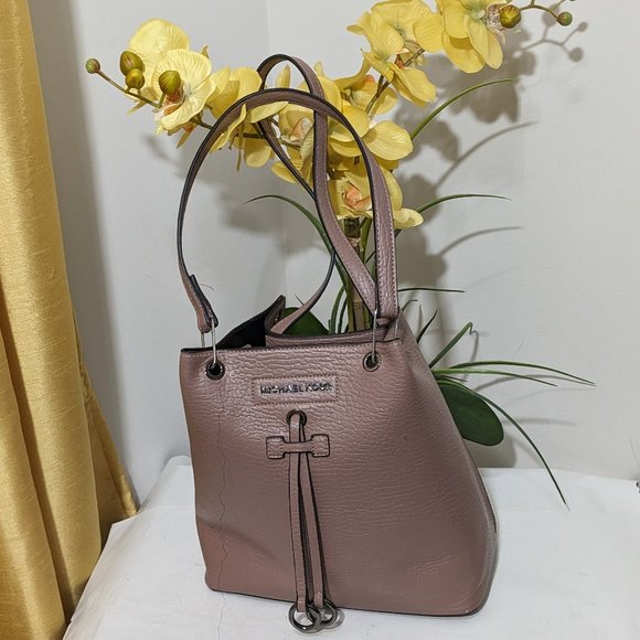 Michael Kors Handbags - MICHAEL KORS Women's Shoulder  Bag Handbag Purse